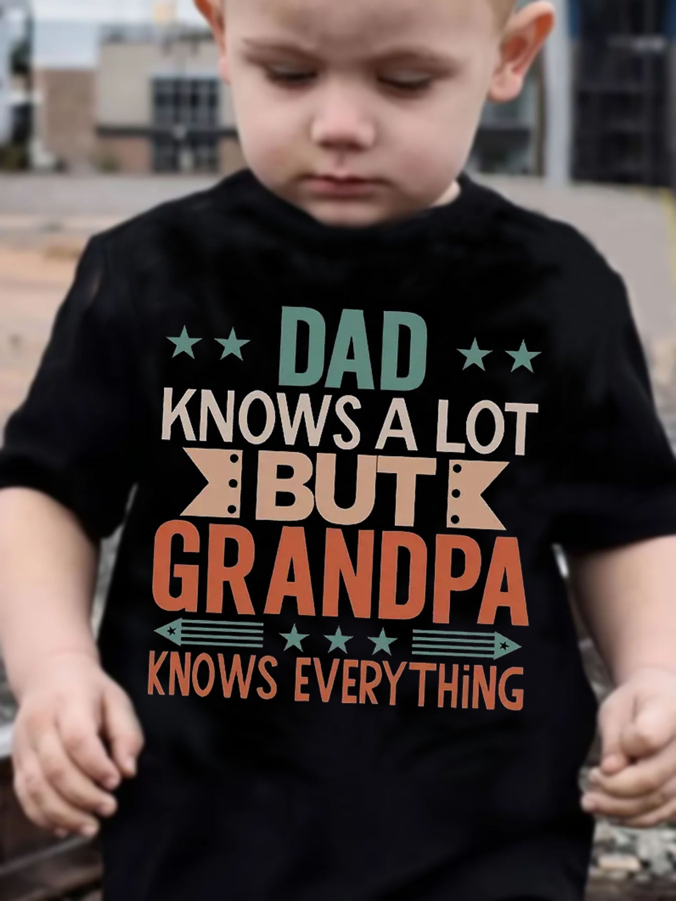 Funny Grandpa Quote T-Shirt for Boys - "Dad Knows a Lot But Grandma Knows Everything" Kids Top with Stars - Soft Everyday Shirt for Father's Day Gifts, Birthday Parties - & Youth Apparel (Black), Family Celebration Outfit, Playful Lettering Design, Durabl