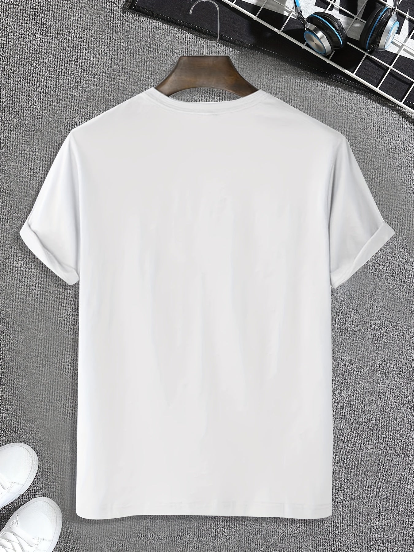 Astronaut In Victory Pose Print T Shirt, Tees For Men, Casual Short Sleeve Tshirt For Summer Spring Fall, Tops As Gifts