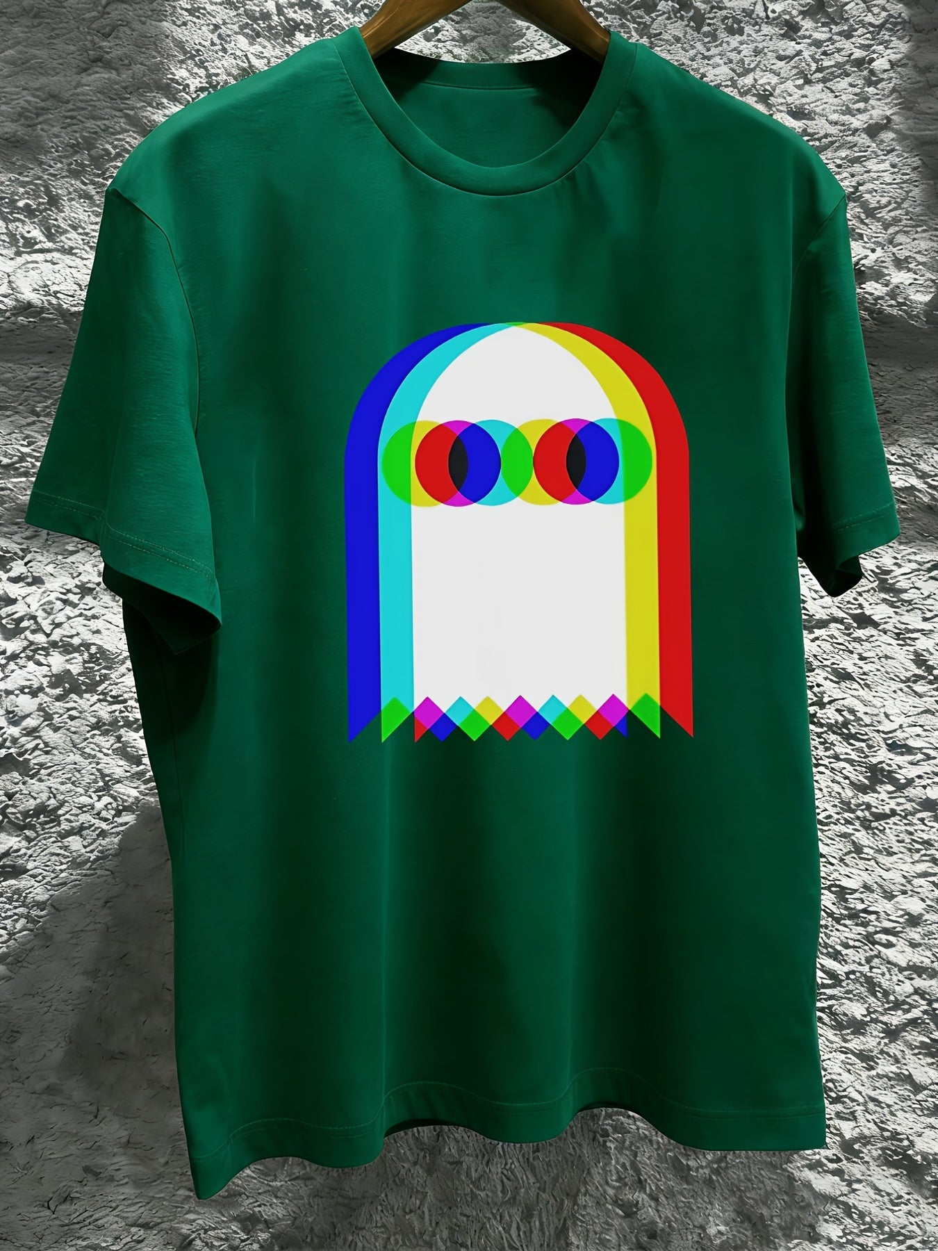 One Men's retro pixel print T-shirt, featuring a colorful spectrum print, breathable and comfortable fabric, crew neck, short sleeves, suitable for casual summer wear, Casual Attire, or outdoor activities.