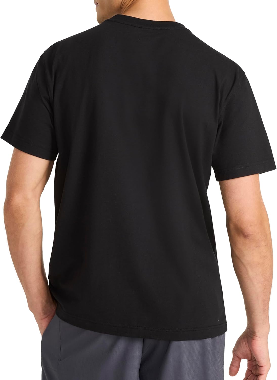 Reebok Men's Short Sleeve Crewneck Embroidered T-Shirt, Standard Fit, Lightweight Stretch Cotton Fabric