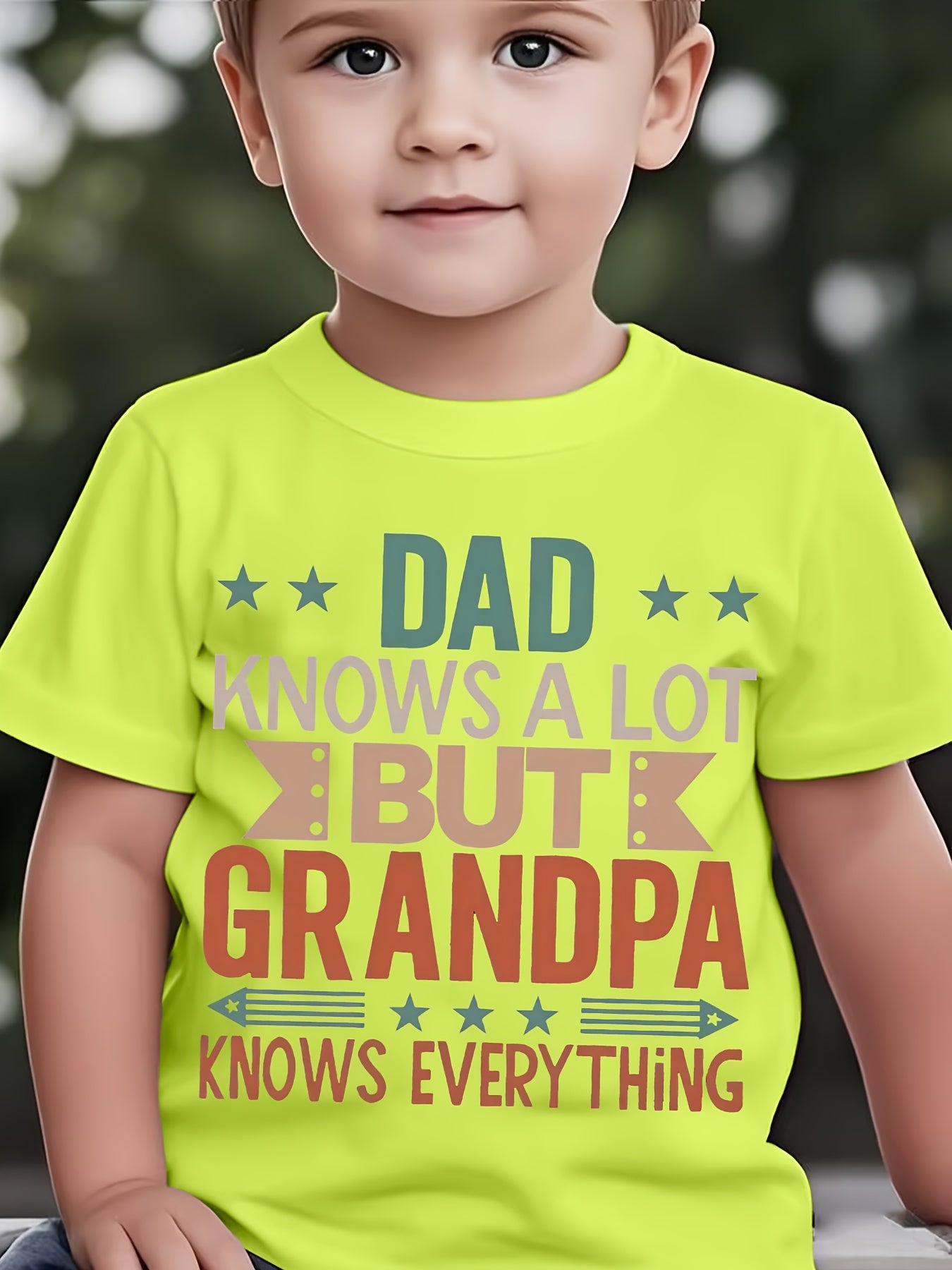 Funny Grandpa Quote T-Shirt for Boys - "Dad Knows a Lot But Grandma Knows Everything" Kids Top with Stars - Soft Everyday Shirt for Father's Day Gifts, Birthday Parties - & Youth Apparel (Black), Family Celebration Outfit, Playful Lettering Design, Durabl