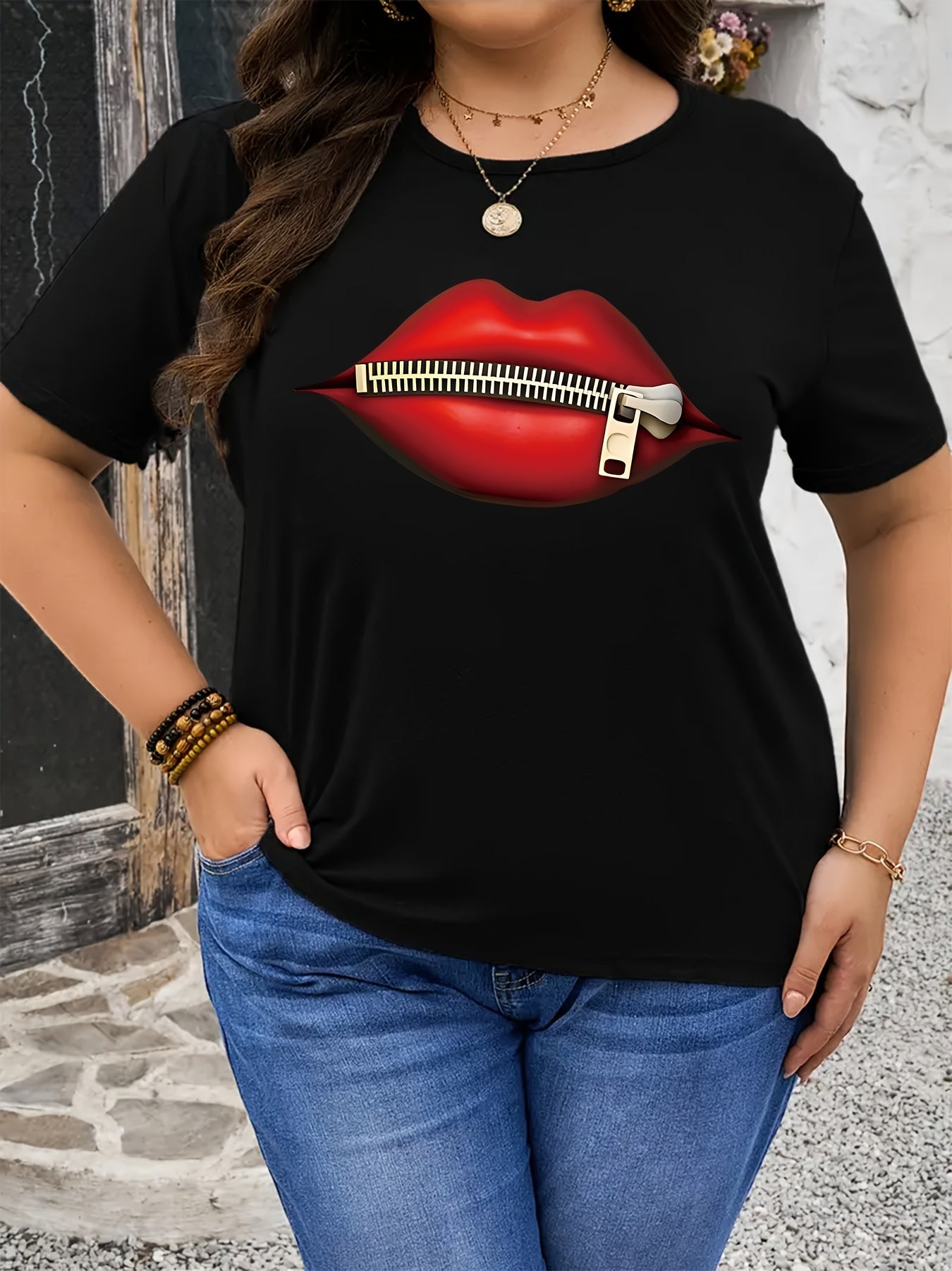 Plus Size - Plus Size - Red Lips Print Plus Size Women'S T-Shirt