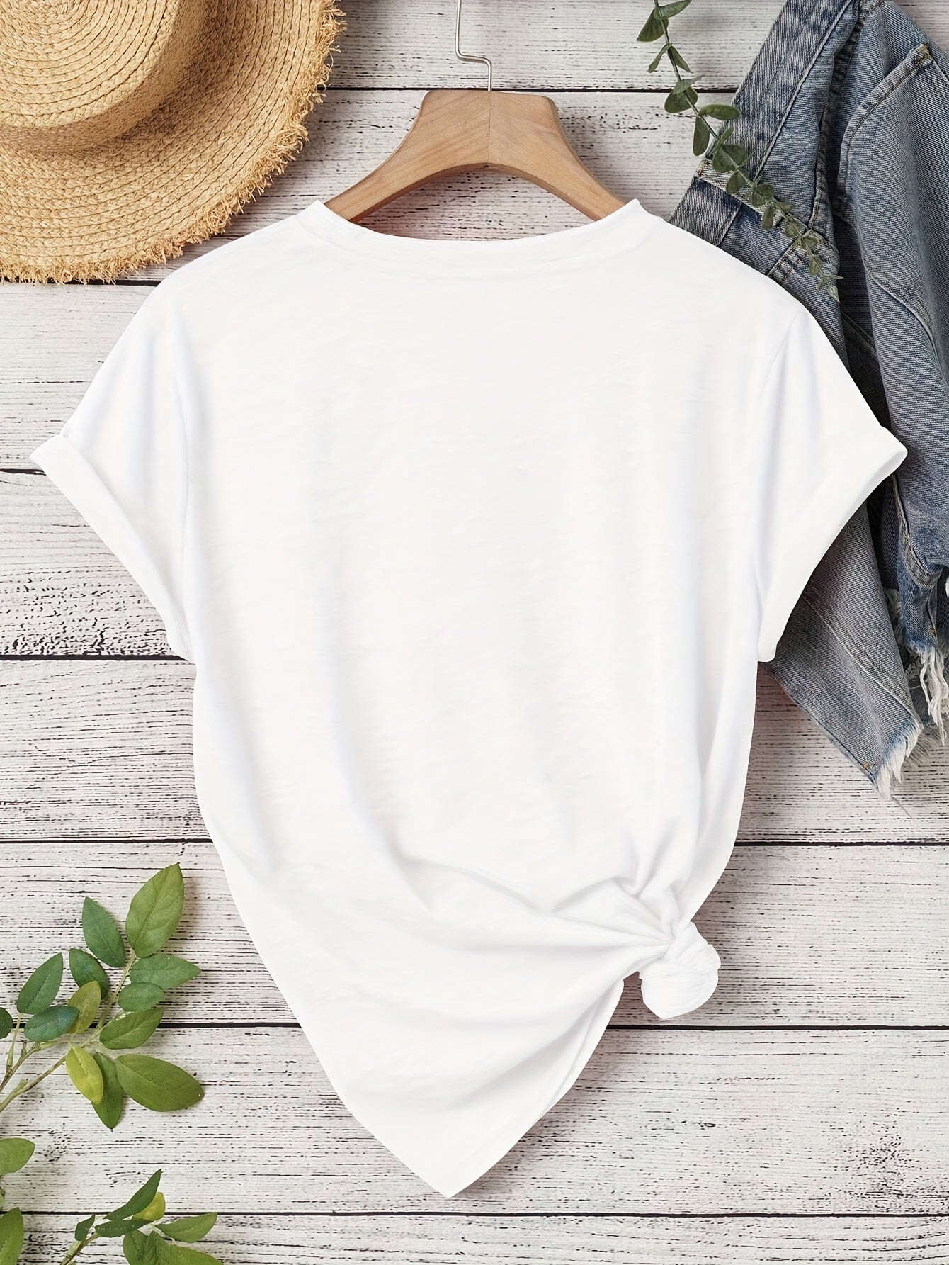 Women'S Casual Graphic Print T-Shirt - Short Sleeve Crew Neck, Leopard Print Bow Design, Lightweight Polyester, Perfect for Spring & Summer Outfits, Leopard Print Blouse