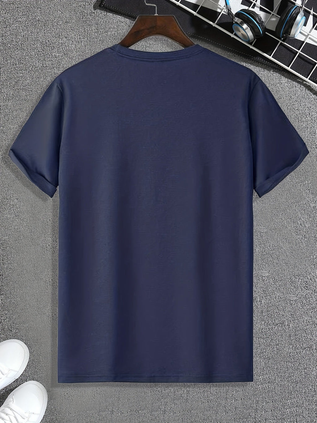 Astronaut In Victory Pose Print T Shirt, Tees For Men, Casual Short Sleeve Tshirt For Summer Spring Fall, Tops As Gifts