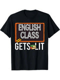 Trendy Men's Black Graphic T-Shirt English Class Gets It Chalkboard Book Pencil School Typography Print 100% Cotton Heavyweight Short Sleeve Casual Streetwear Tee