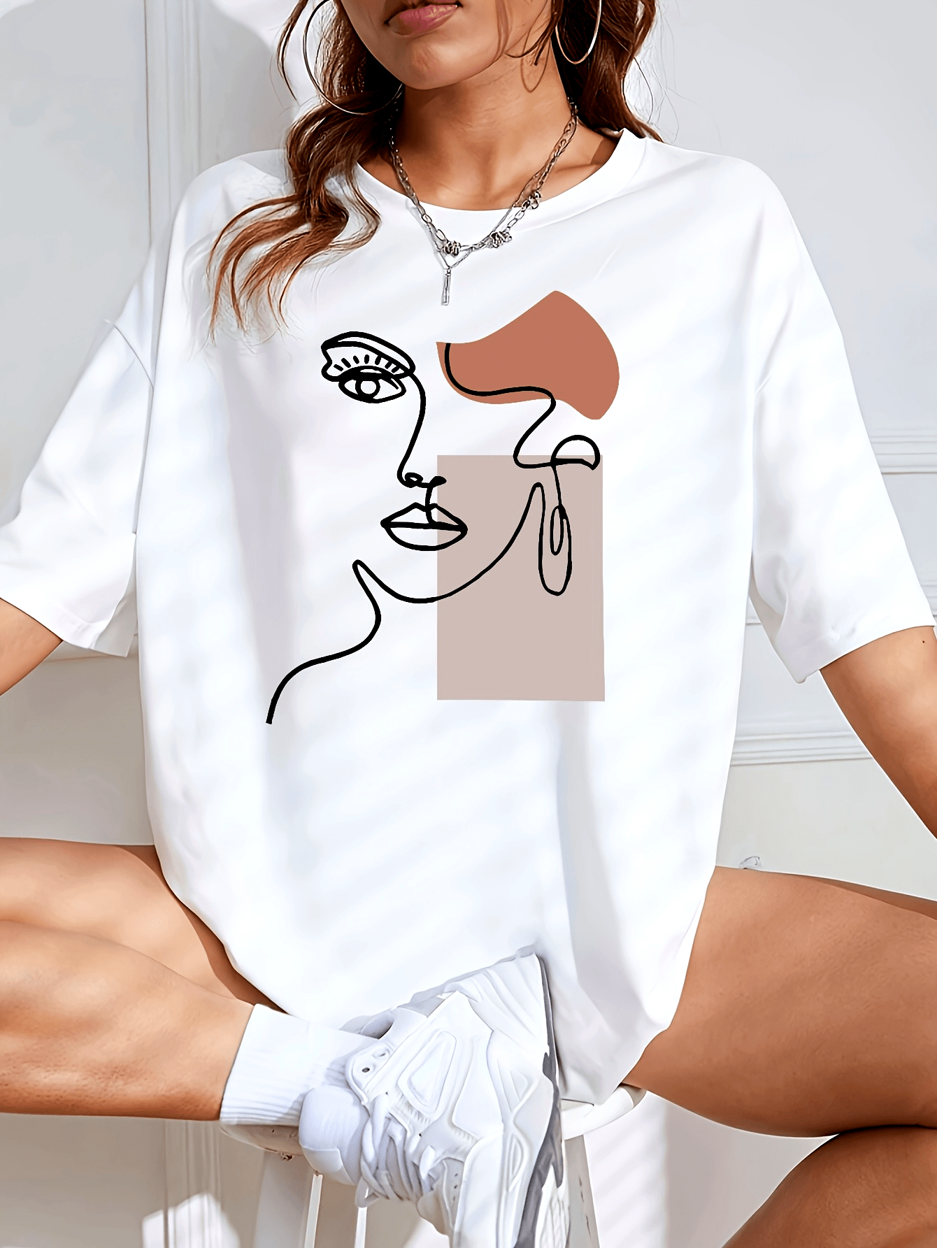 Circle Face Line with Color Block Pattern Print Summer Women's Loose Fit Oversized T-shirt