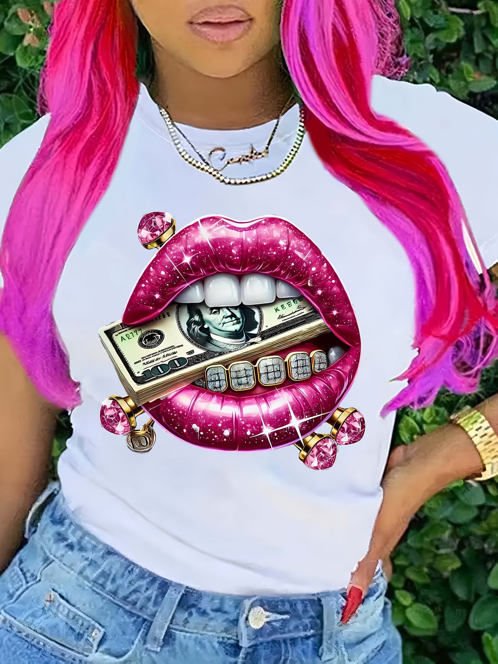 Casual Short Sleeve T-Shirt Featuring a Graphic of Pretty Lips, Diamonds, Gems, And Dollars, Perfect for Spring And Summer Women'S Fashion