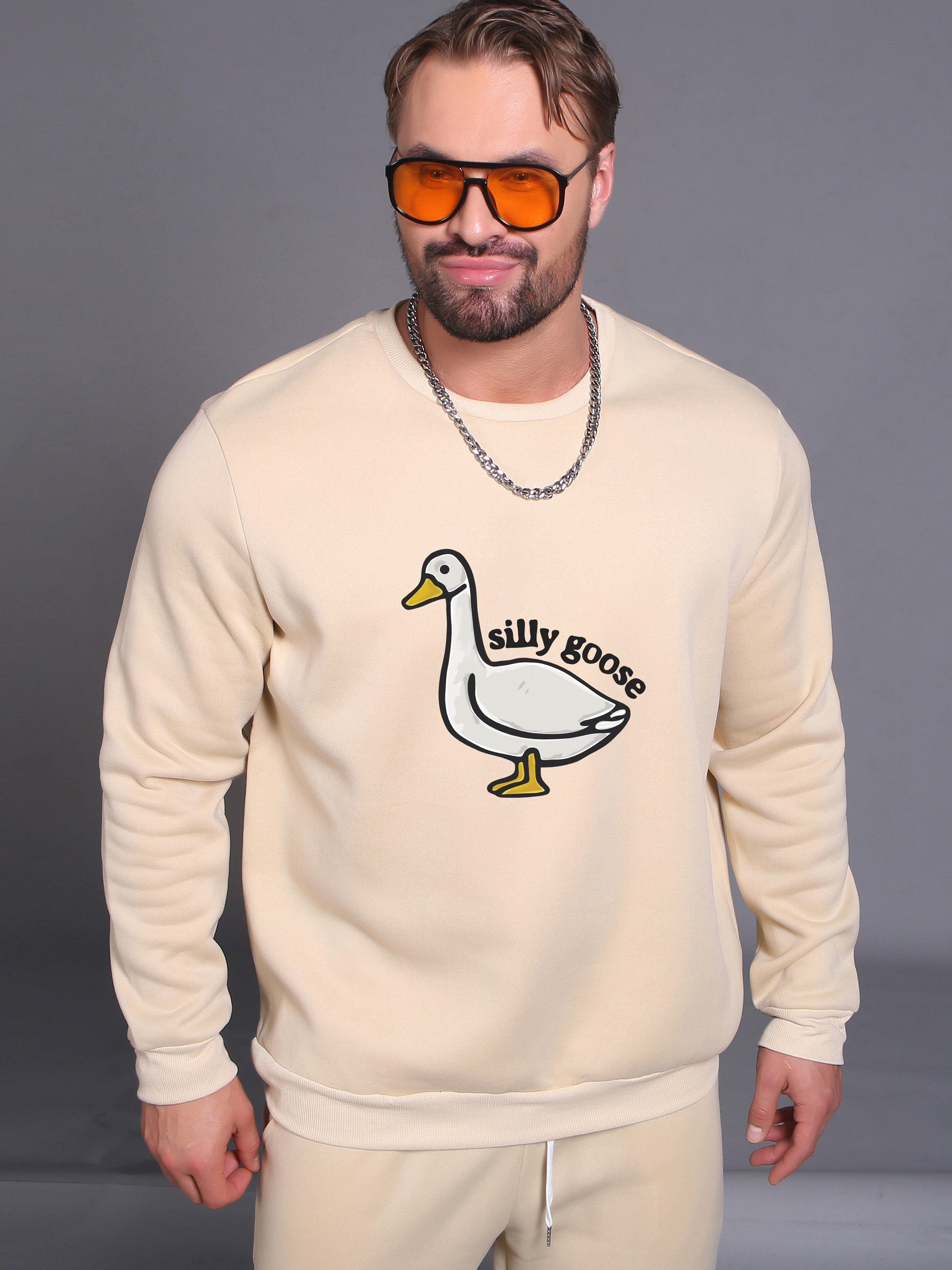 Silly Goose Print Crew Neck Fleece Sweatshirt Warm Pullover For Men Solid Color Sweatshirts For Winter Fall Long Sleeve Tops