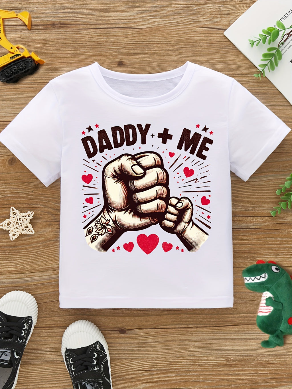 Boy's Casual Round Neck T-Shirt with "DADDY + ME" Fist Print