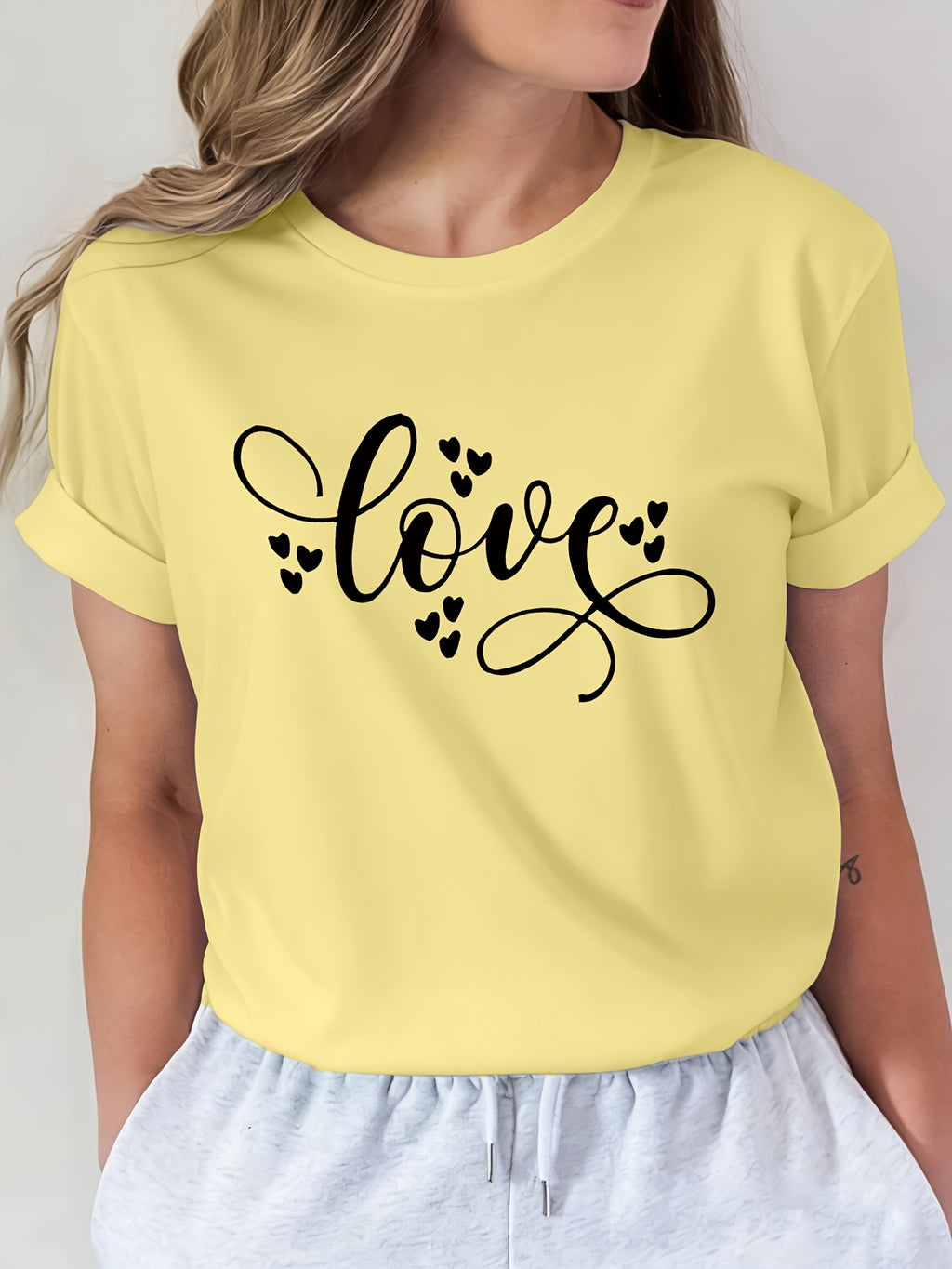 Letter Print T-Shirt, Short Sleeve Crew Neck Casual Top for Summer And Spring, Women'S Clothing